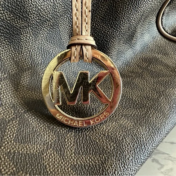 Michael Kors Grayson Satchel - Picture 7 of 7
